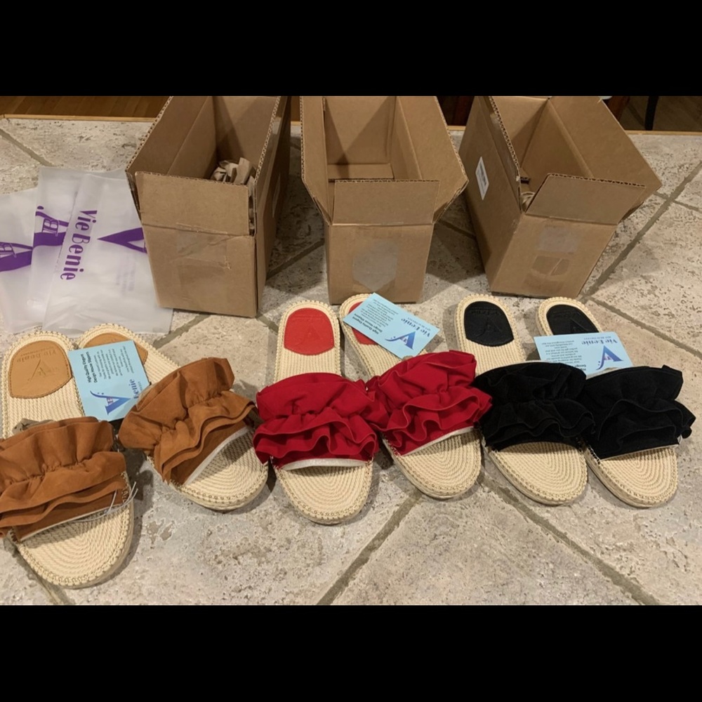 NWT Womens Espadrille Ruffle Sandal, multiple colors and sizes available! 🌺 🌸